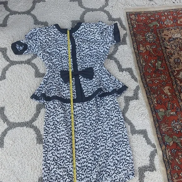 Liz Robert's 1980s Black and White with bow short sleeve Dress size 8 - Picture 9 of 10